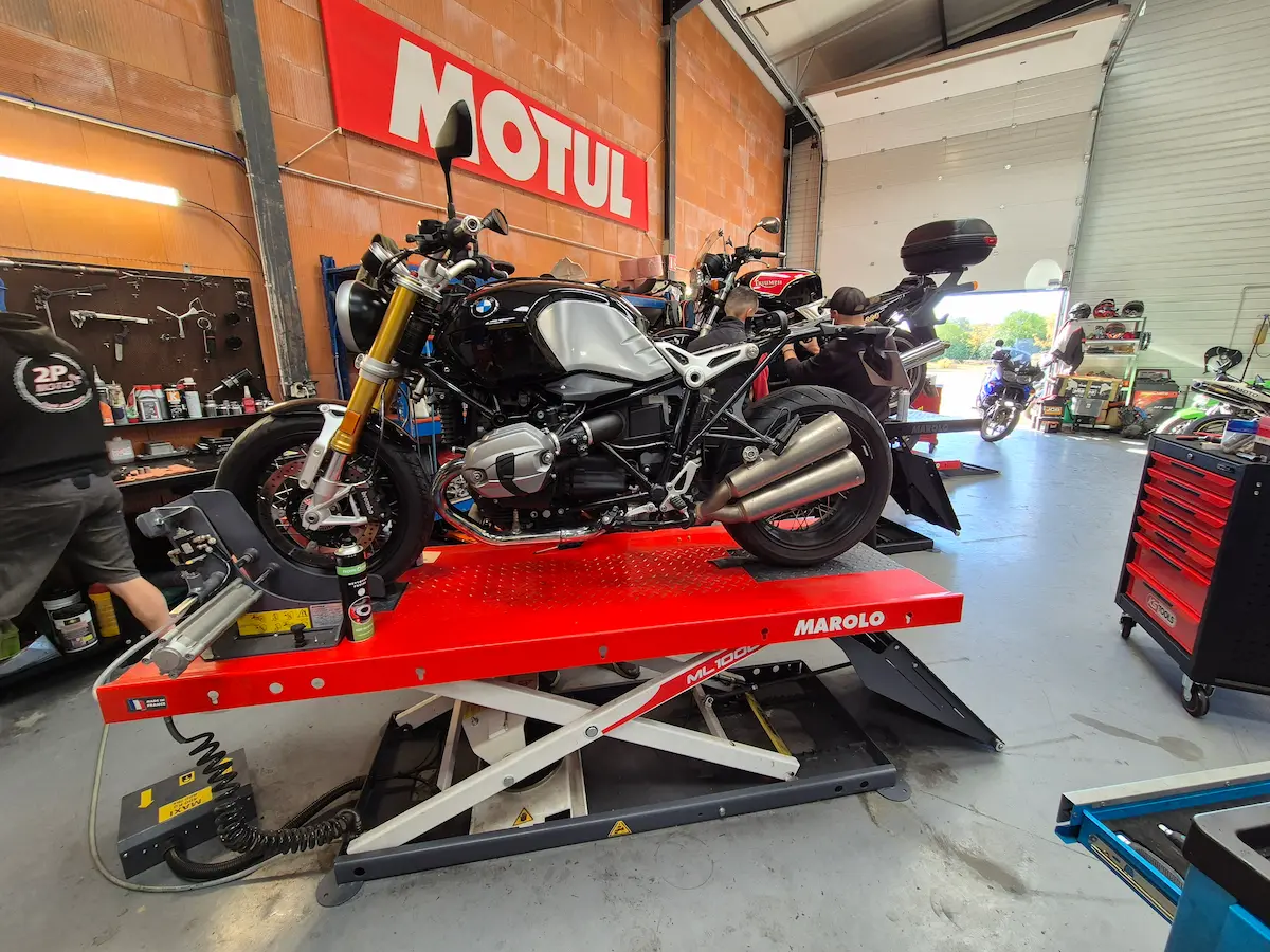 Atelier 2P Moto vue générale