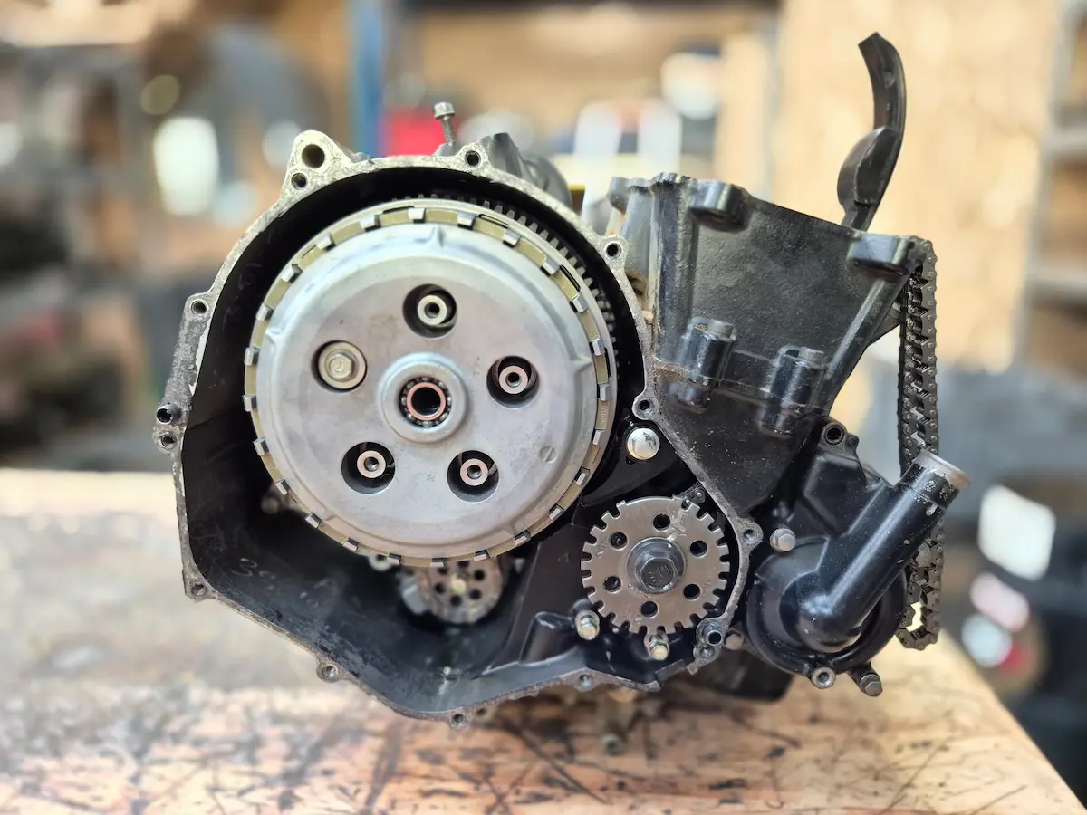 Moto en atelier